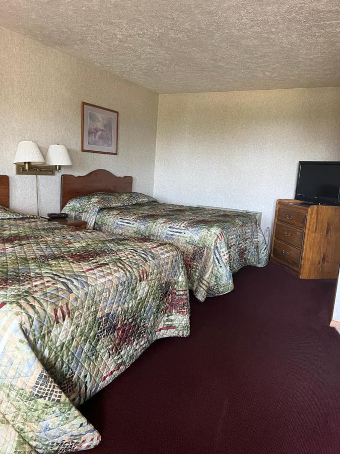 Gray Wolf Lodge Manistique Exteriér fotografie